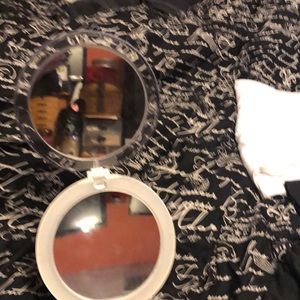 Zadora travel mirror